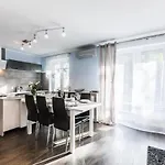 Apartament Sarnia Skala